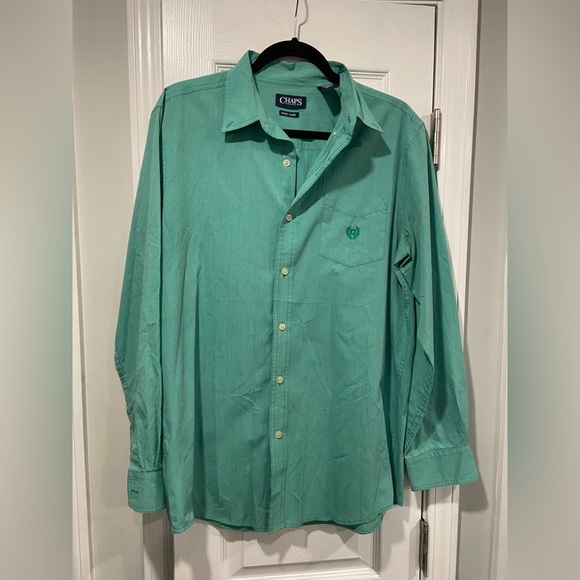 Chaps Mens size M Kelly Green Easy Care Long Sleeve Button Down Shirt Logo - Picture 1 of 11